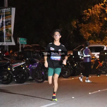 Runner Photo 3746205