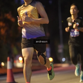 Runner Photo 3746212