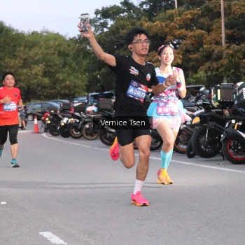 Runner Photo 3746270