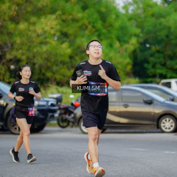 Runner Photo 3746374
