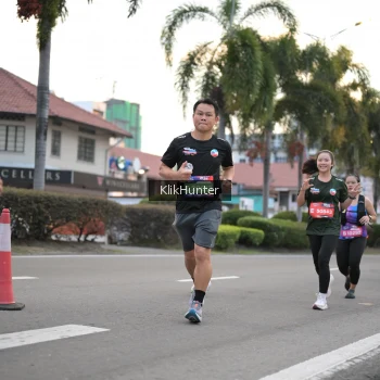 Runner Photo 3746383