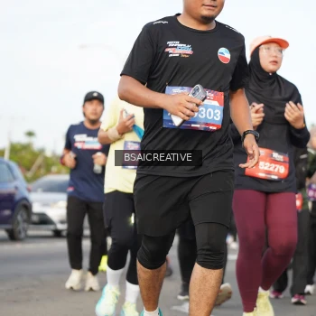 Runner Photo 3746399