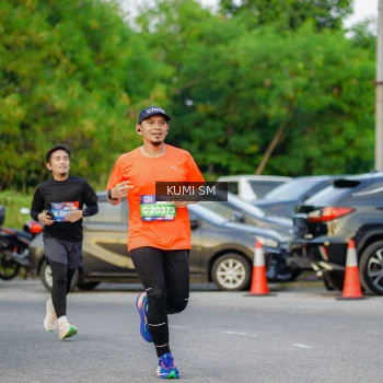 Runner Photo 3746475