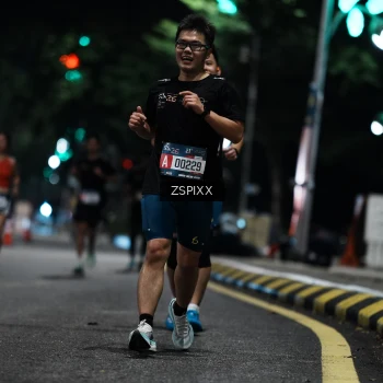 Runner Photo 3746494