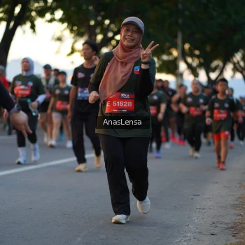 Runner Photo 3746500