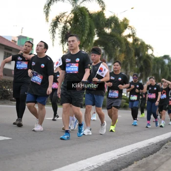 Runner Photo 3746515