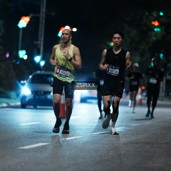 Runner Photo 3746596