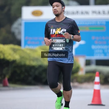 Runner Photo 3746607