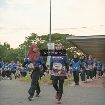 Runner Photo 3746618