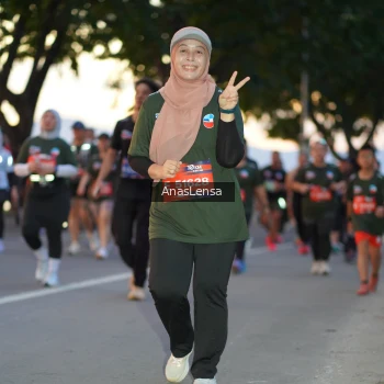 Runner Photo 3746635