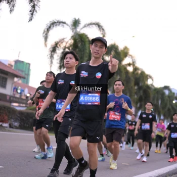 Runner Photo 3746669