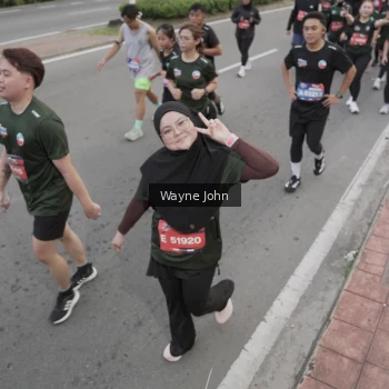 Runner Photo 3746677