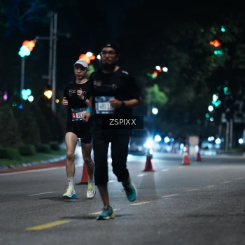 Runner Photo 3746680