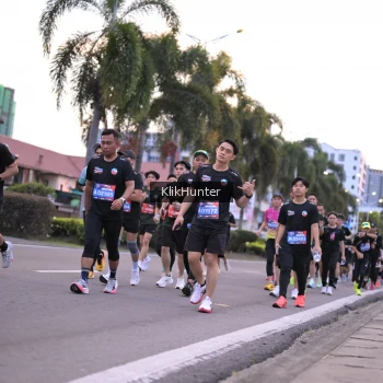 Runner Photo 3746699