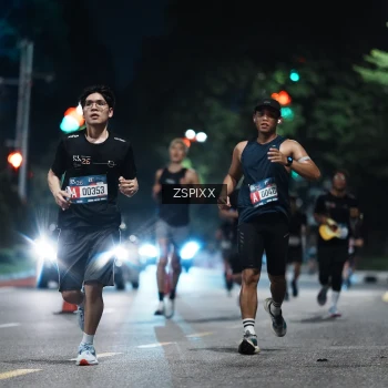 Runner Photo 3746700