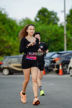 Runner Photo 3746701