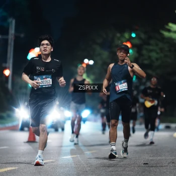 Runner Photo 3746705