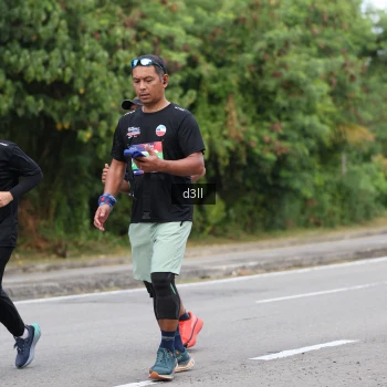 Runner Photo 3746723