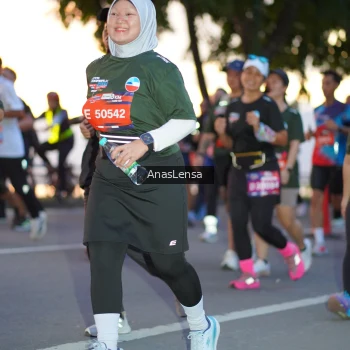 Runner Photo 3746726