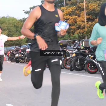 Runner Photo 3746728