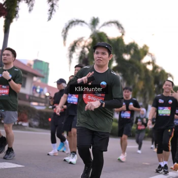 Runner Photo 3746734