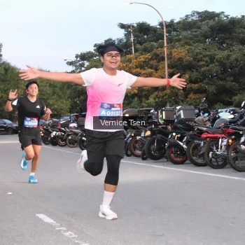 Runner Photo 3746763