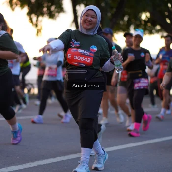 Runner Photo 3746770