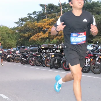 Runner Photo 3746786