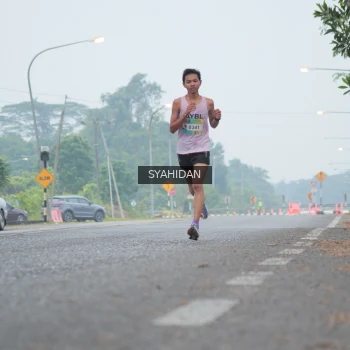 Runner Photo 3746816