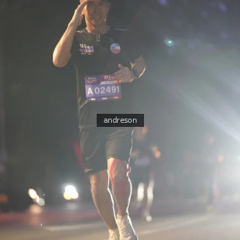 Runner Photo 3746882