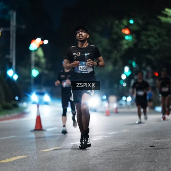 Runner Photo 3746892