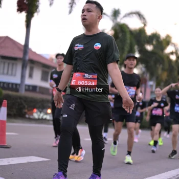 Runner Photo 3746895