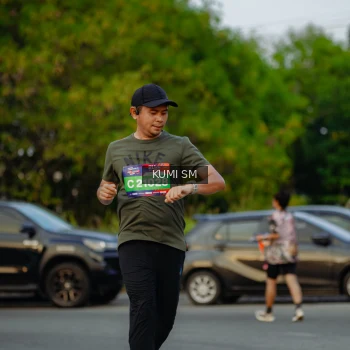 Runner Photo 3746913