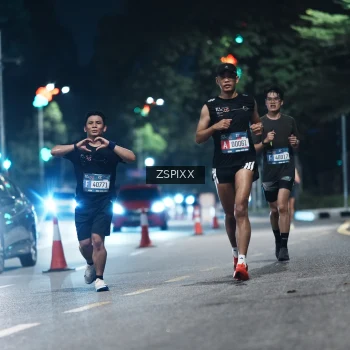 Runner Photo 3746915