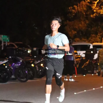 Runner Photo 3746942