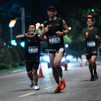 Runner Photo 3746978