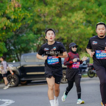 Runner Photo 3746990