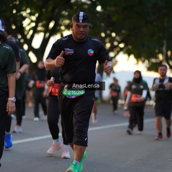 Runner Photo 3747048