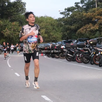 Runner Photo 3747108