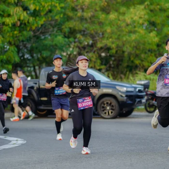 Runner Photo 3747173