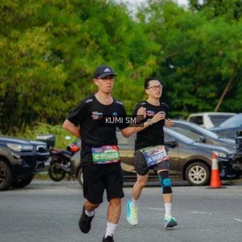 Runner Photo 3747201