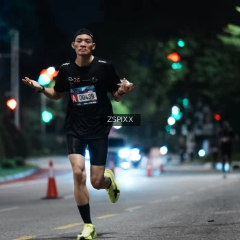 Runner Photo 3747275