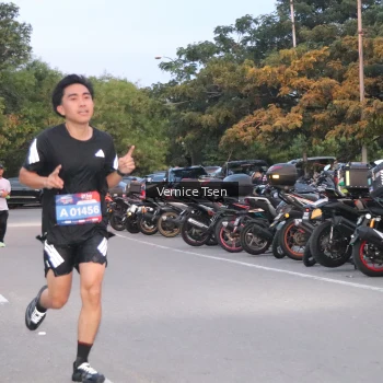 Runner Photo 3747314