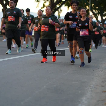 Runner Photo 3747345