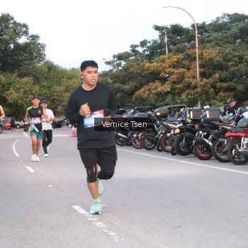 Runner Photo 3747362