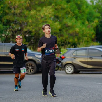 Runner Photo 3747474