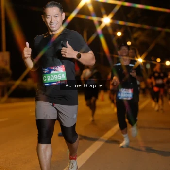 Runner Photo 3747546