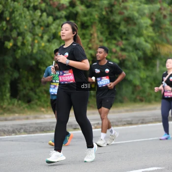 Runner Photo 3747585