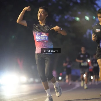 Runner Photo 3747636