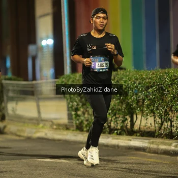 Runner Photo 3747646